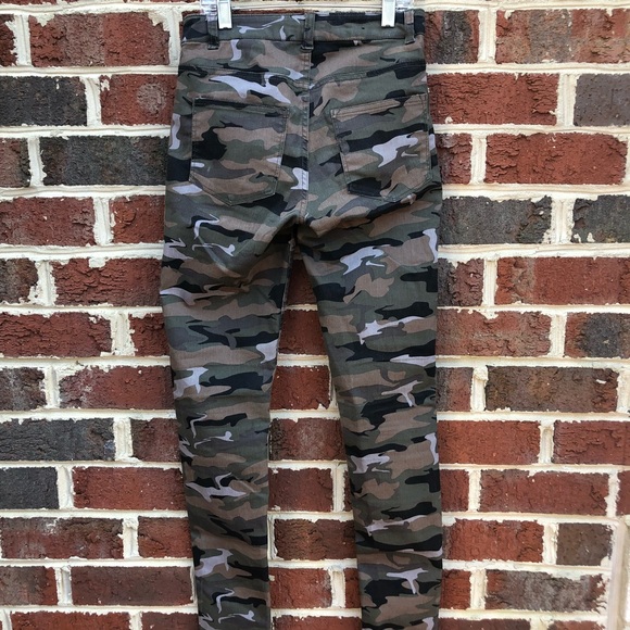 Camouflage Skinny Jeans - Picture 2 of 3